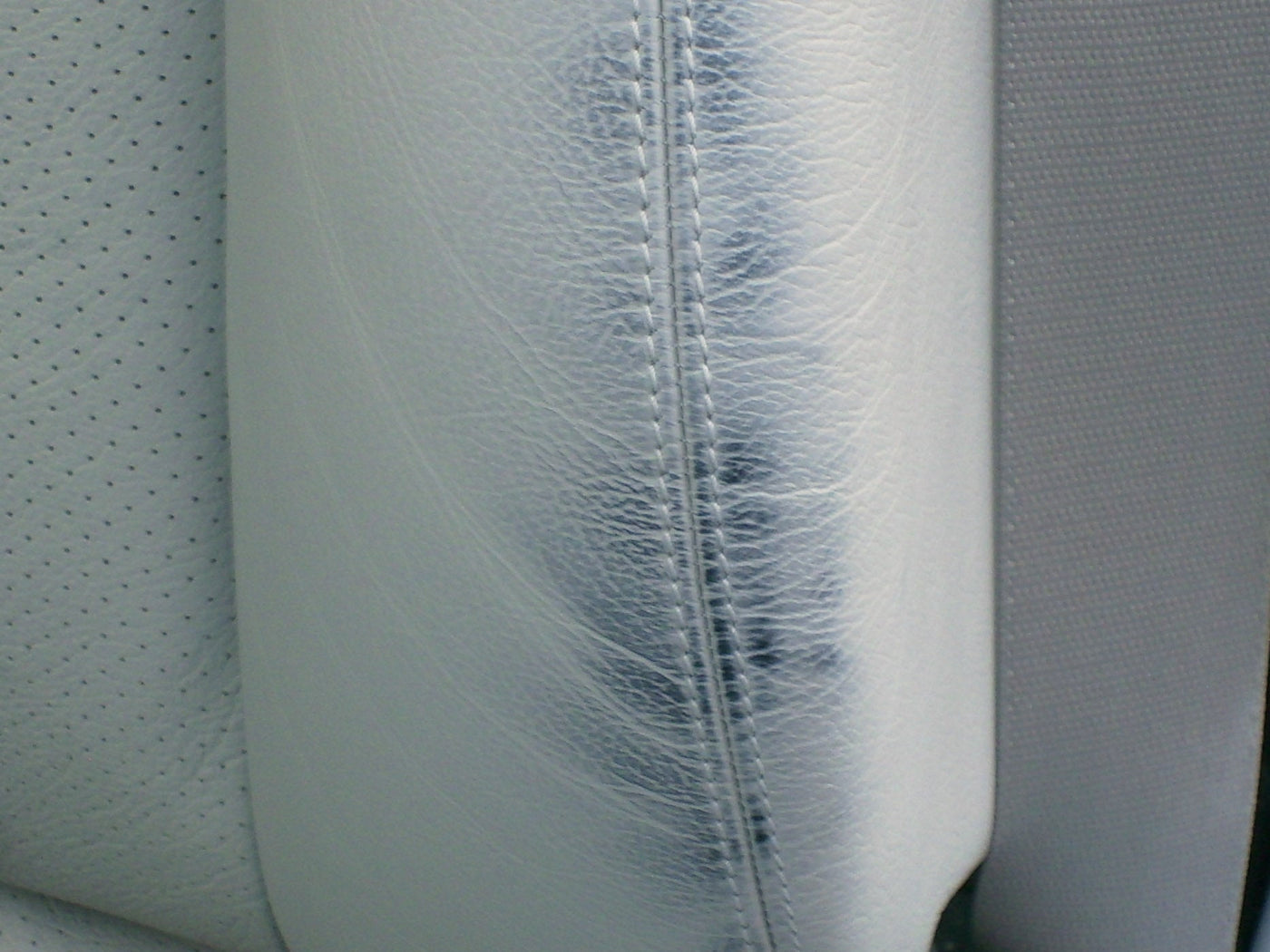 How to Remove Dye Transfer Stains on Leather